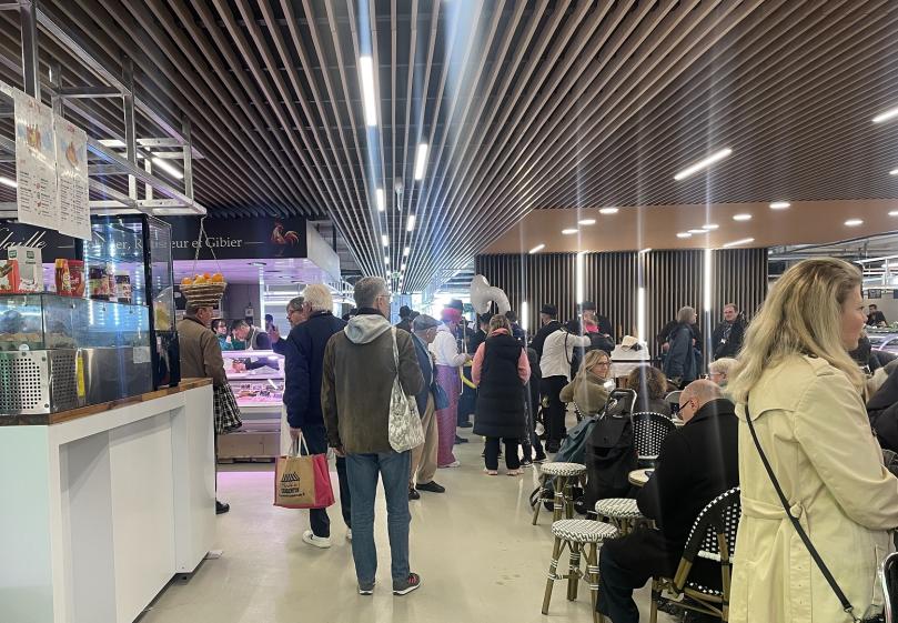 la buvette et le coeur de marché