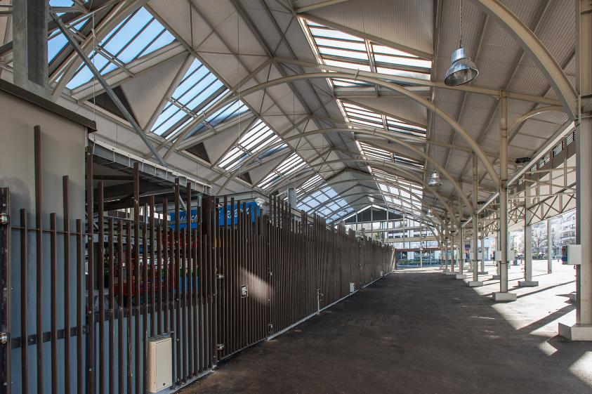 intérieur de la halle