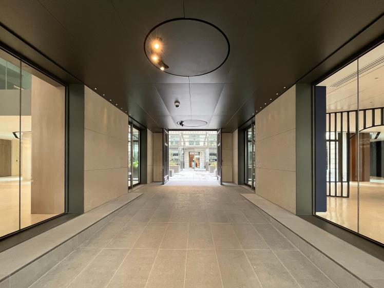 Vue de l'entrée principale Porche