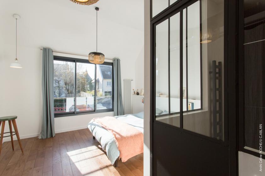 Accoudé au bastingage