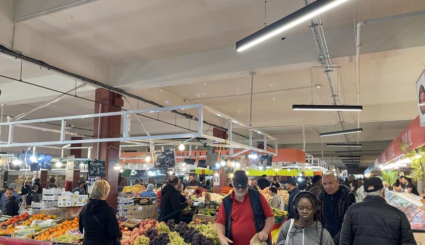 l'intérieur de la halle