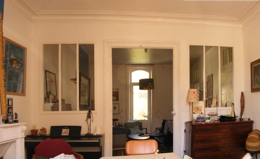 Verrières entre la salle à manger et le salon