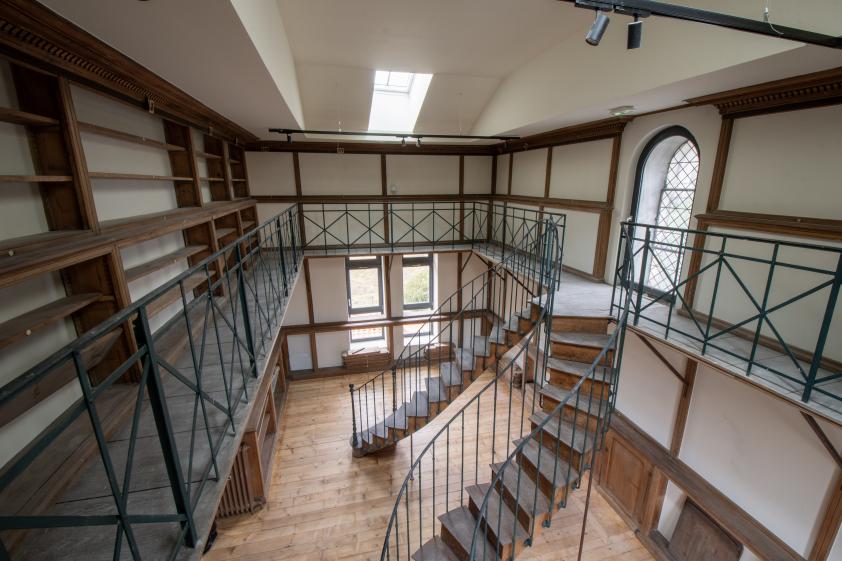 Bibliothèque de la chapelle