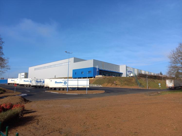 Bâtiment buffer robotisé 1