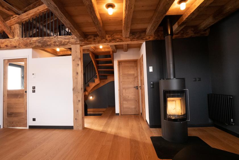 Etage pièce à vivre côté entrée