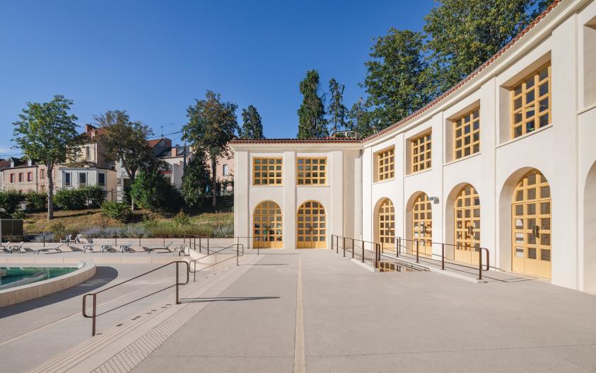 Vue rasante du bâtiment