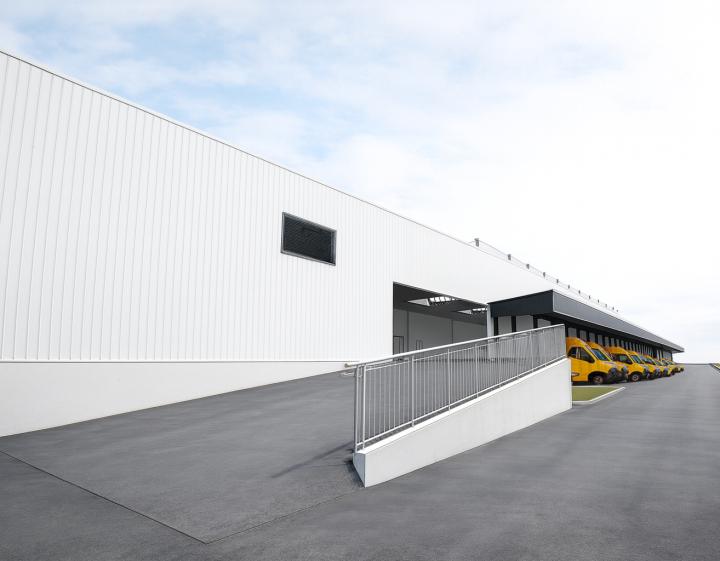 Quai départ du courrier