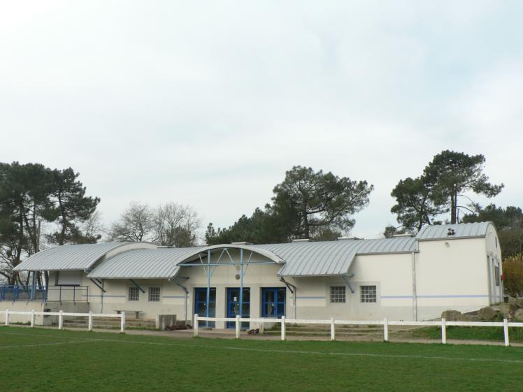 (1999) VESTIAIRES DE FOOT BALL À PLOEMEL