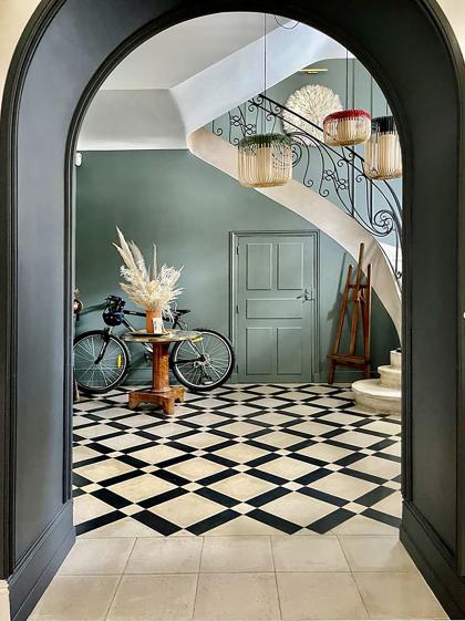 Dégagement vers entrée