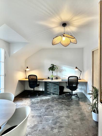 Bureau Bureau