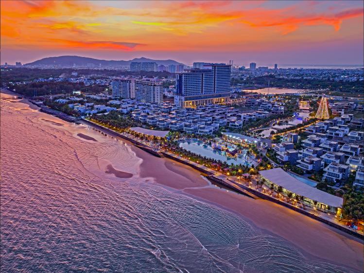 Complexe hôtelier durable The Maris Vung Tau en construction