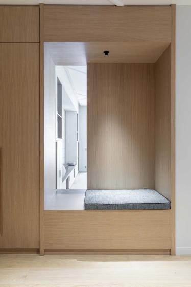 https://www.architectes.org/sites/cnoa/files/2026-04/alcove_banquette_chene.jpg