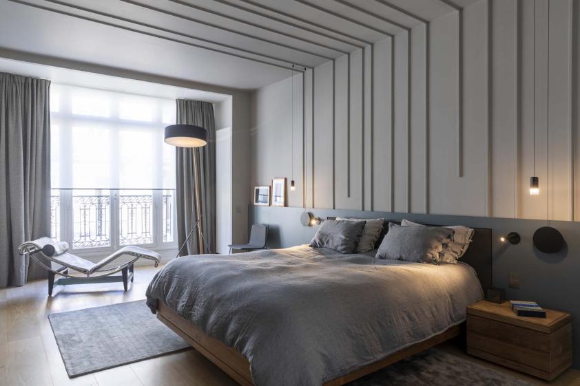 https://www.architectes.org/sites/cnoa/files/2026-04/chambre_gris_bleu_moulures_texier_soulas.jpg