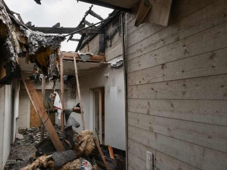 Maison après incendie - Sinistre - Dégagement