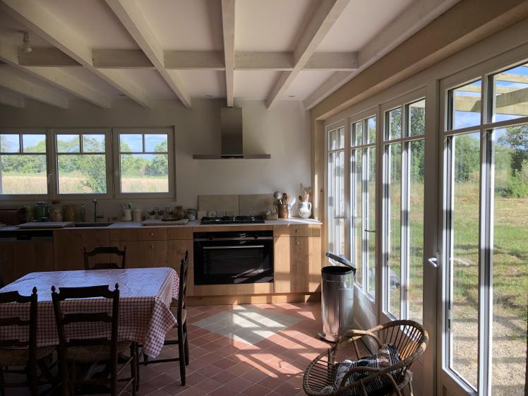 Plancher à l'ancienne et vues panoramiques sur le paysage