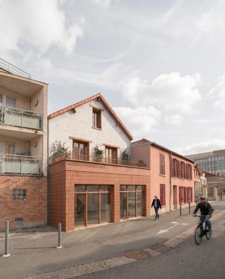 Maison médicale et paramédicale à Saint-Ouen, équipement de santé, ERP