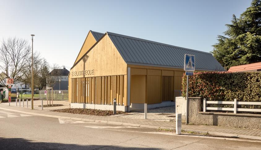 Façade sur rue extension