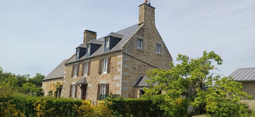 Façade est