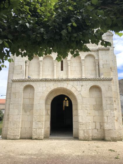 facade 2