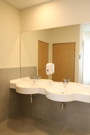 sanitaires lavabos 