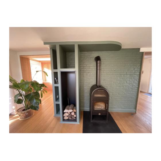 Mobilier sur mesure : range bûche