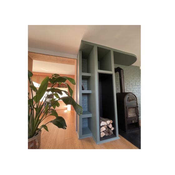 Mobilier sur mesure : range bûche