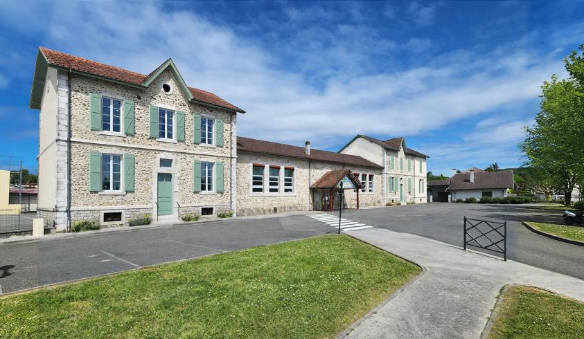 LOGEMENTS COMMUNAUX