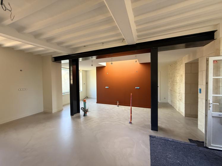Vue de la cuisine pendant la rénovation 