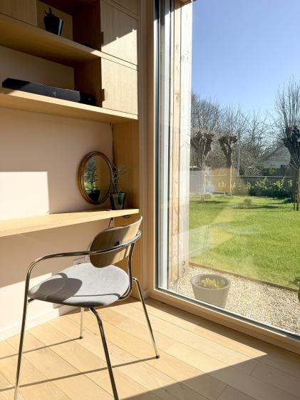 Bureau donnant sur le jardin