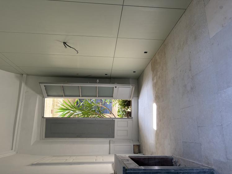 Rénovation des sols en barres de Montpellier, en cours