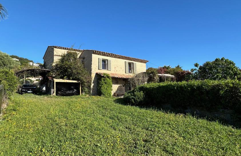 Maison en pierre