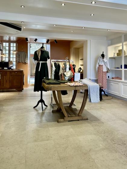 Boutique à Saint-Pierre-d'Oléron Aménagement de boutiques de prêt à porter
