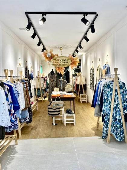 Boutique à Rochelle Aménagement de boutiques de prêt à porter