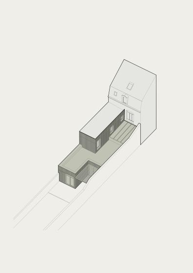 Axonométrie du projet Axonométrie du projet : la maison existante est prolongée par une extension en rez-de-chaussée en bardage bois vertical, avec toiture-terrasse végétalisée.