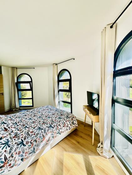 Chambre Transformation et surélévation patrimoine Sautron