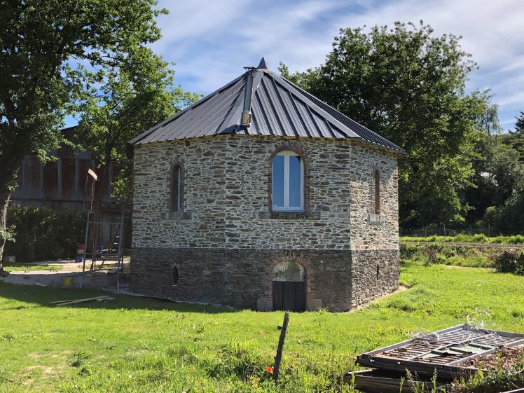 Batiment avant travaux Transformation et surélévation patrimoine Sautron
