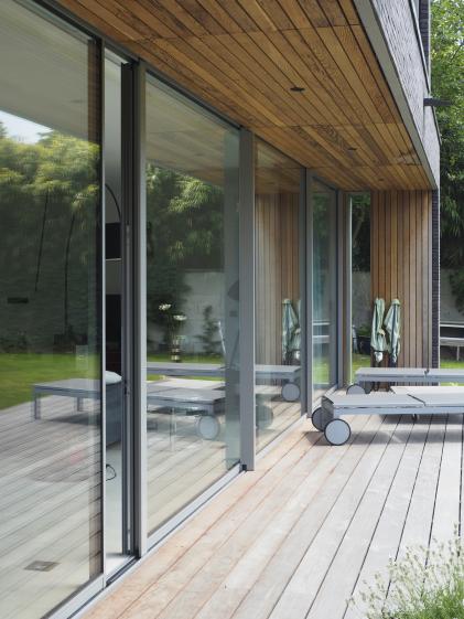 loggia 