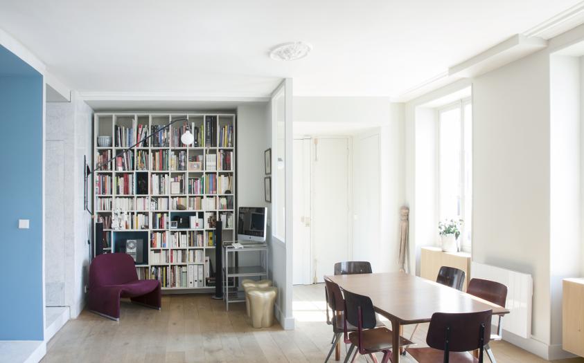 Appartement à Paris 2e - salle à manger et bibliothèque