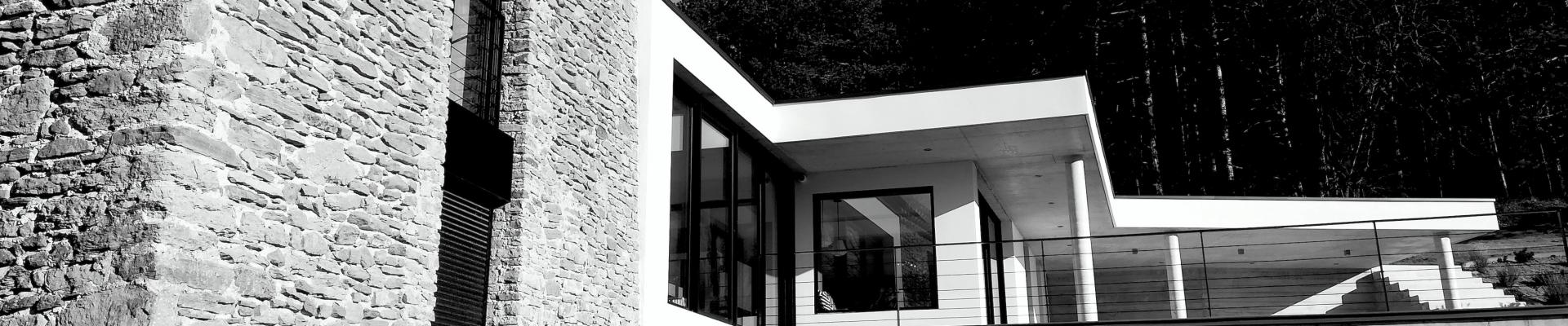 Réhabilitation & Extension contemporaine / Mr Mme J./La Bégude-de-Mazenc