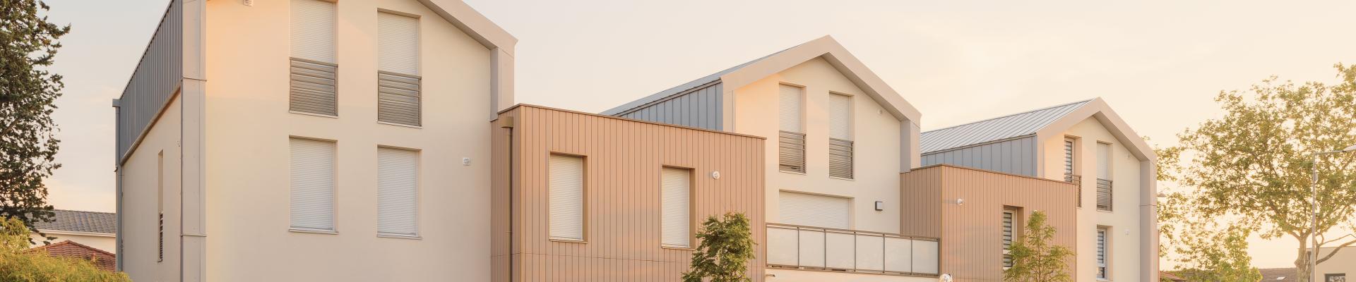 Logements intermédiaires réalisés à Chassieu (Rhône)