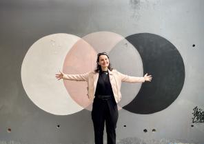 Joséphine Poirier est architecte et spécialiste de l'architecture bioclimatique. Cliquer pour en savoir plus sur elle ->