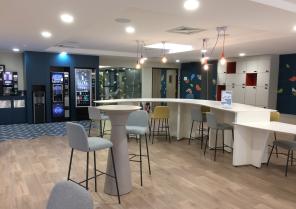 Pôle cafétéria /vestiaire