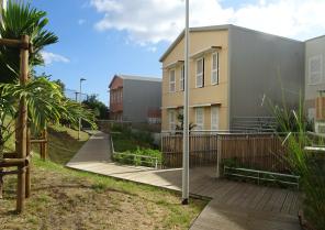 Le Kourli - Logements traversants donnant sur  jardin