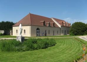 benedictines_facade_laterale_est_6.jpg