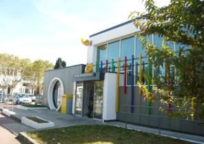 facade.jpg