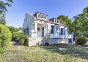 ISOLATION EXTERIEUR ET CHANGEMENT DES VOLETS D'UNE MAISON