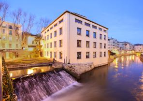 ot_narbonne001.jpg