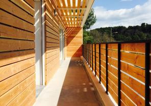 Comité feux de forêt d'Eguilles, balcon ombragé, Cédric Barle architecte