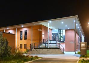 11-pole_medical_culturel_marigny_2.jpg