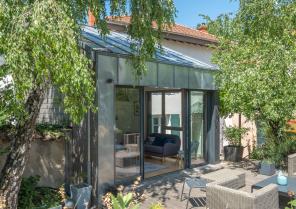 Création d'une extension vers le jardin, structure bois et bardage zinc